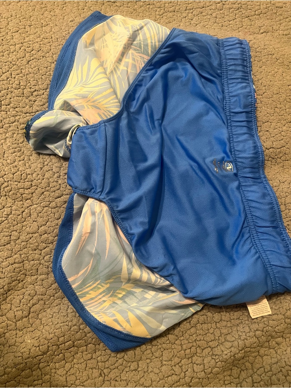 Athletic Works Women’s Blue Tropical Print Athletic Shorts - Picture 4 of 5